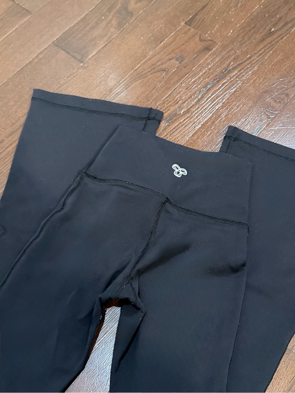Tna Flare Yoga Pants